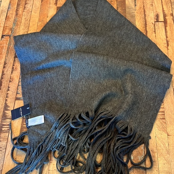 LUCKY BRAND Dark Charcoal Grey Fringe Scarf Wrap - Picture 5 of 5